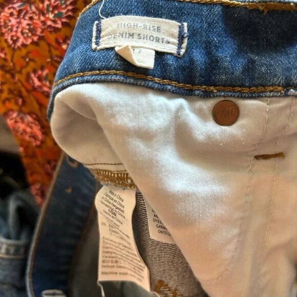 Madewell high-rise denim shorts - Picture 3 of 7